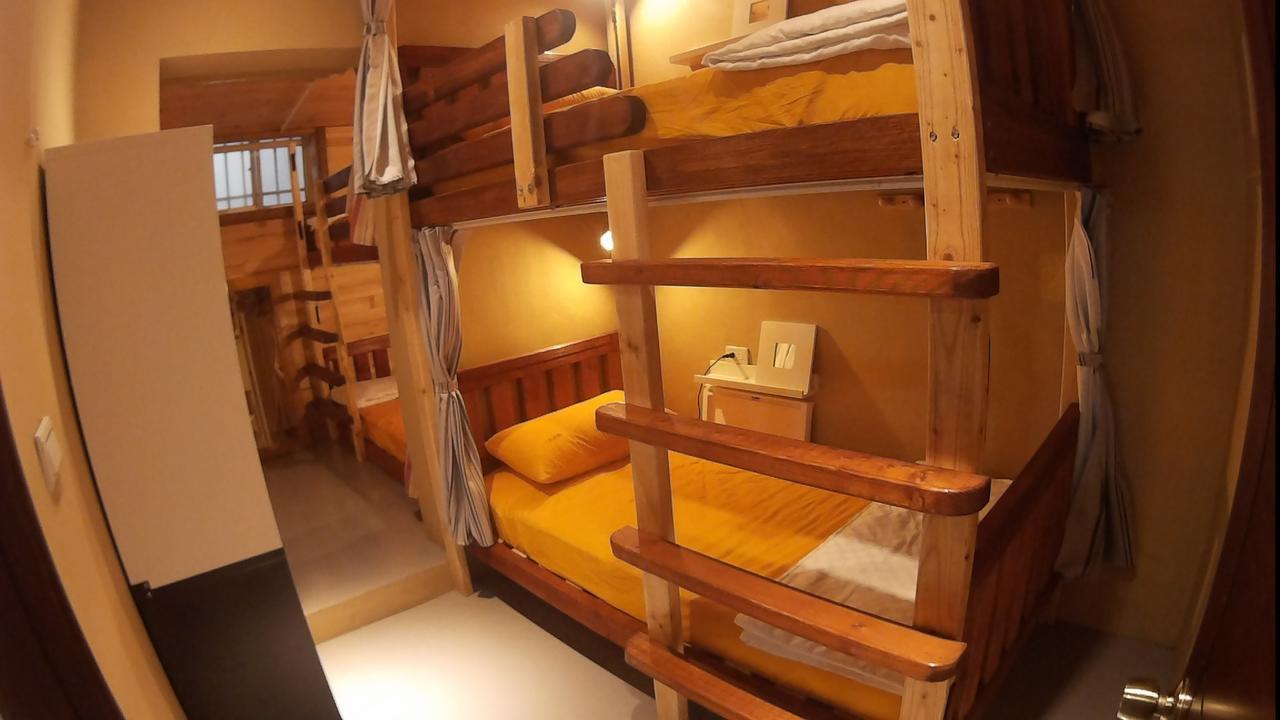 On Board Hostel Manzhou Екстериор снимка