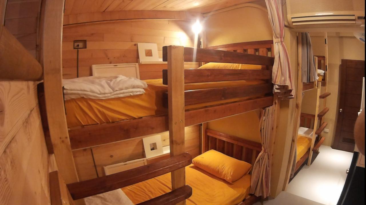 On Board Hostel Manzhou Екстериор снимка